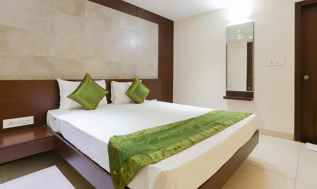 Venkys Stay Inn Udupi Exteriör bild