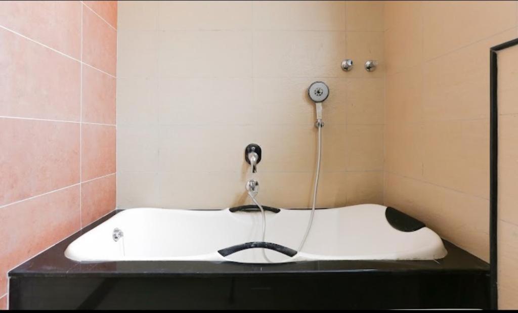 Venkys Stay Inn Udupi Exteriör bild